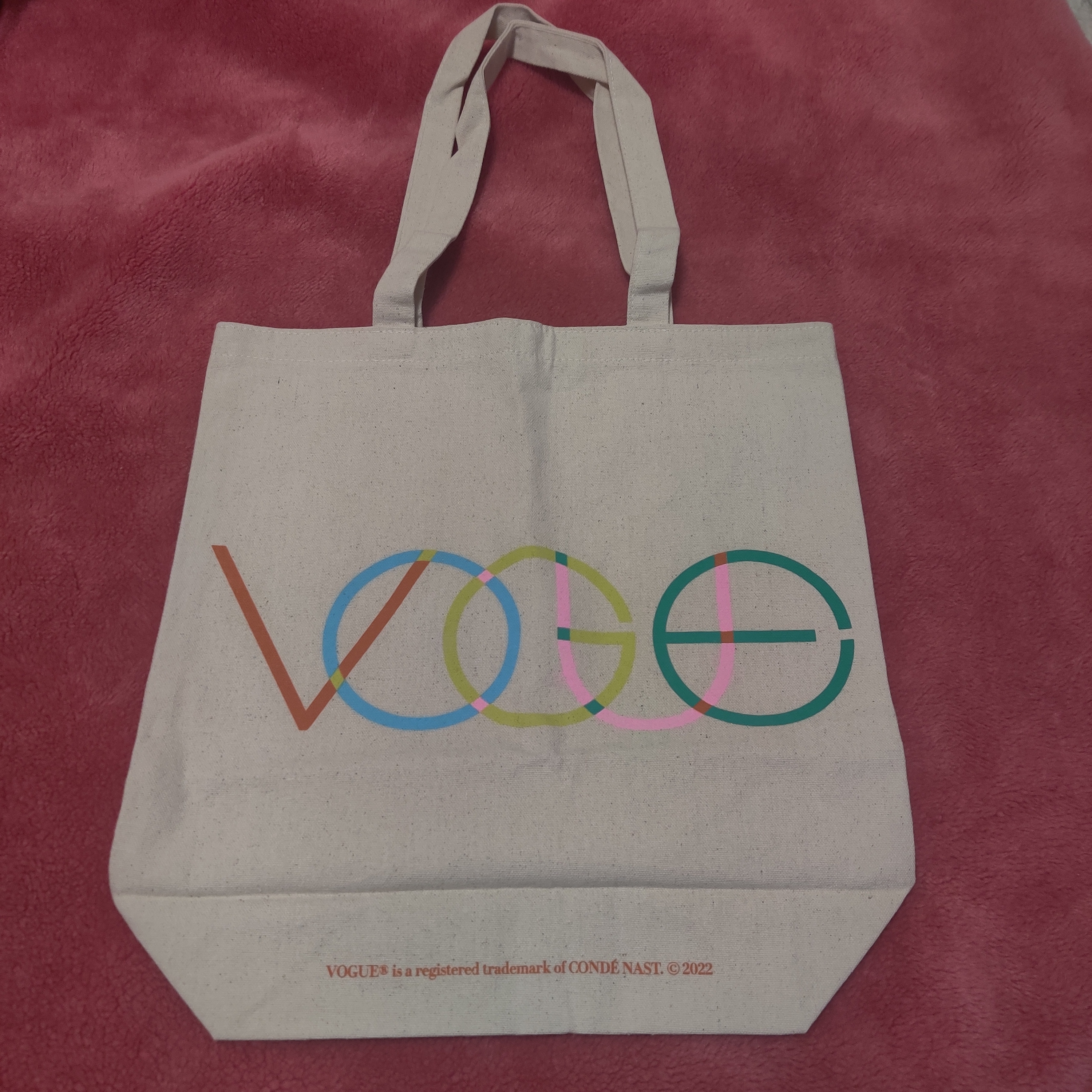 Vogue Multicolor Logo Canvas Tote Vogue Multicolor Logo Canvas Tote
